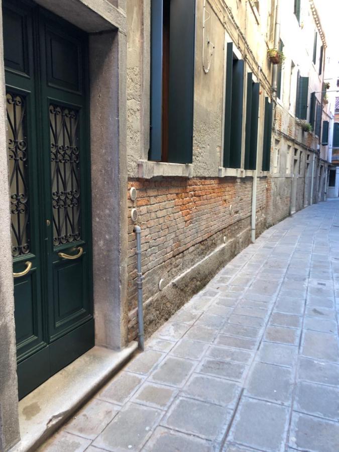 San Stae Charming Apartment Gran Canal Венеция Экстерьер фото